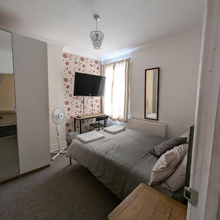 Apartamento 3 Portland Road Southall Exterior foto
