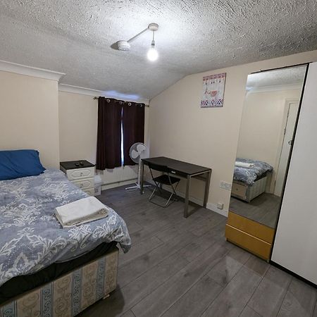 Apartamento 3 Portland Road Southall Exterior foto